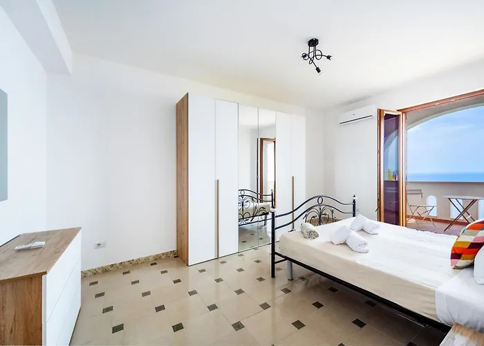 Rosy By Wonder Tour Holiday home