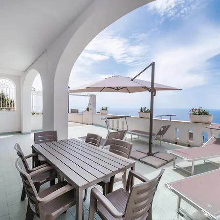 Rosy By Wonder Tour Dom wakacyjny *